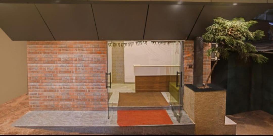 Hotel Abhilasha Inn Pachmarhī 外观 照片